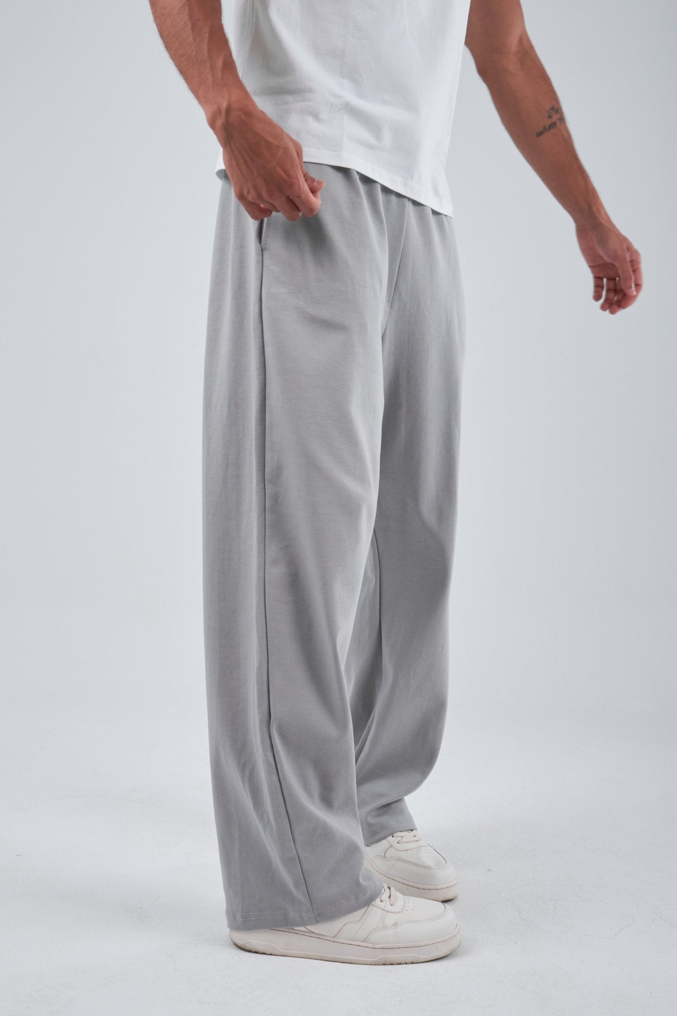 Straight Leg - Men - ThebasiclookInternational