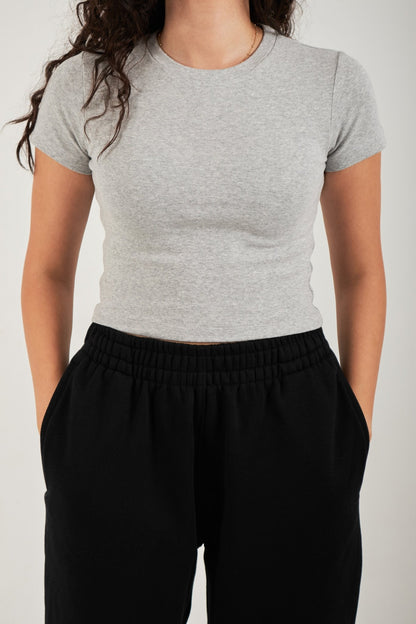 Ribbed Fitted Half Sleeve Top - ThebasiclookInternational